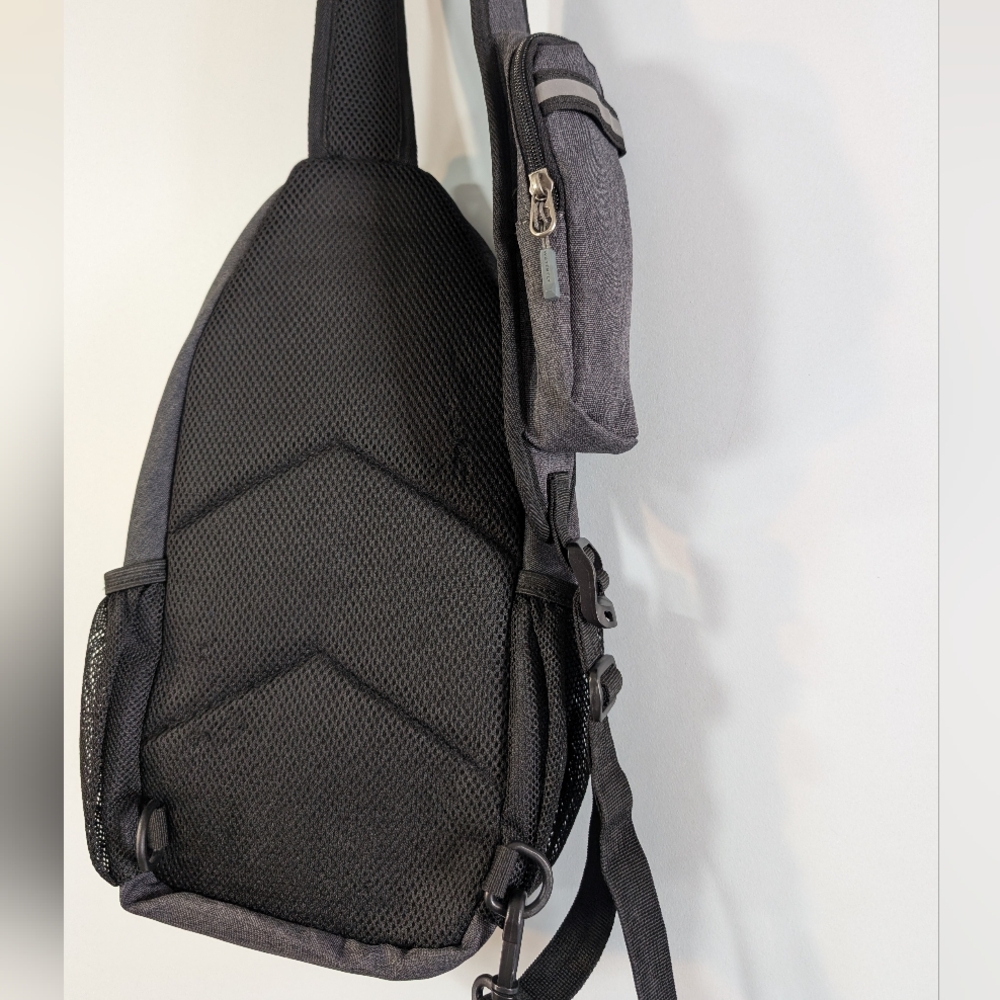 Waterfly Crossbody Sling Backpack with Durable Fabric and Single Strap Design - Picture 2 of 7